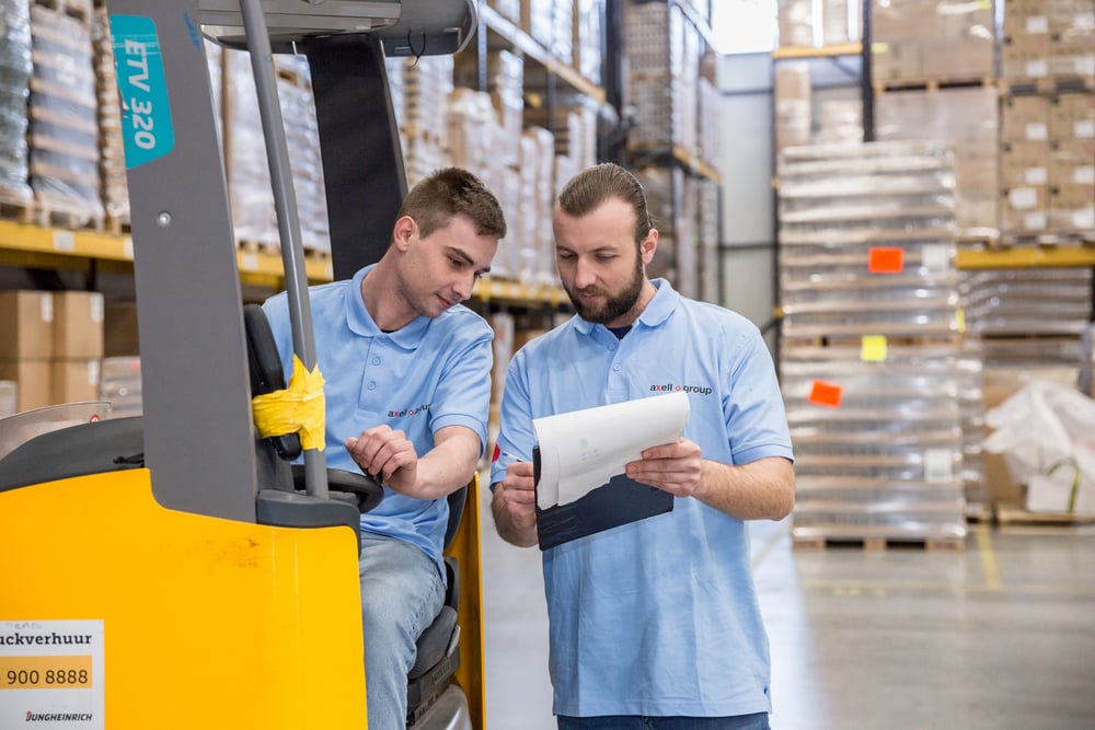 This image has an empty alt attribute; its file name is Axell-Case-studies-Group-Logistics-03.jpeg